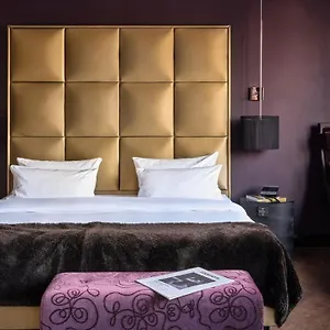 Roomers Hotel