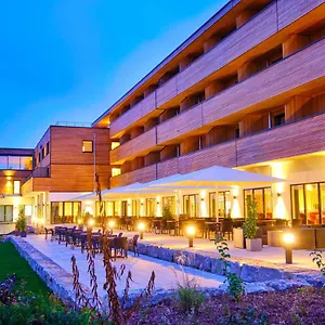 Sonnenhotel Weingut Roemmert Und Wellness Hotel